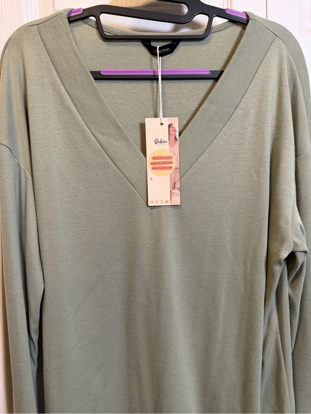 Dokotoo NWT Sage Green V Neck Long Sleeve Knit Top Size Large Casual Oversized - Picture 6 of 9